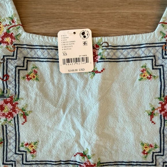 NWT Free People Garden Wall Embroidered Crop Cotton Top, Size XS - Picture 3 of 9